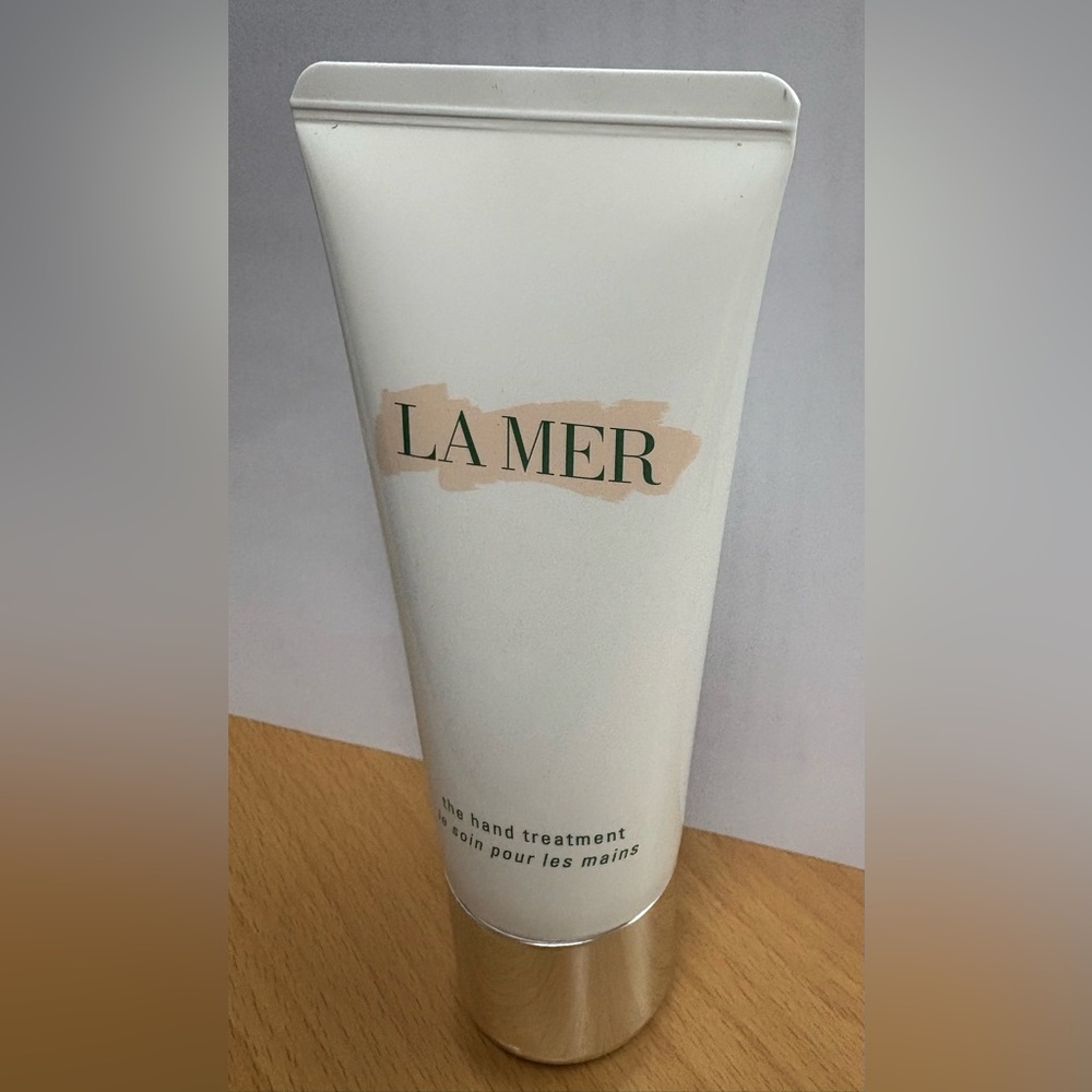 La Mer The Hand Treatment.